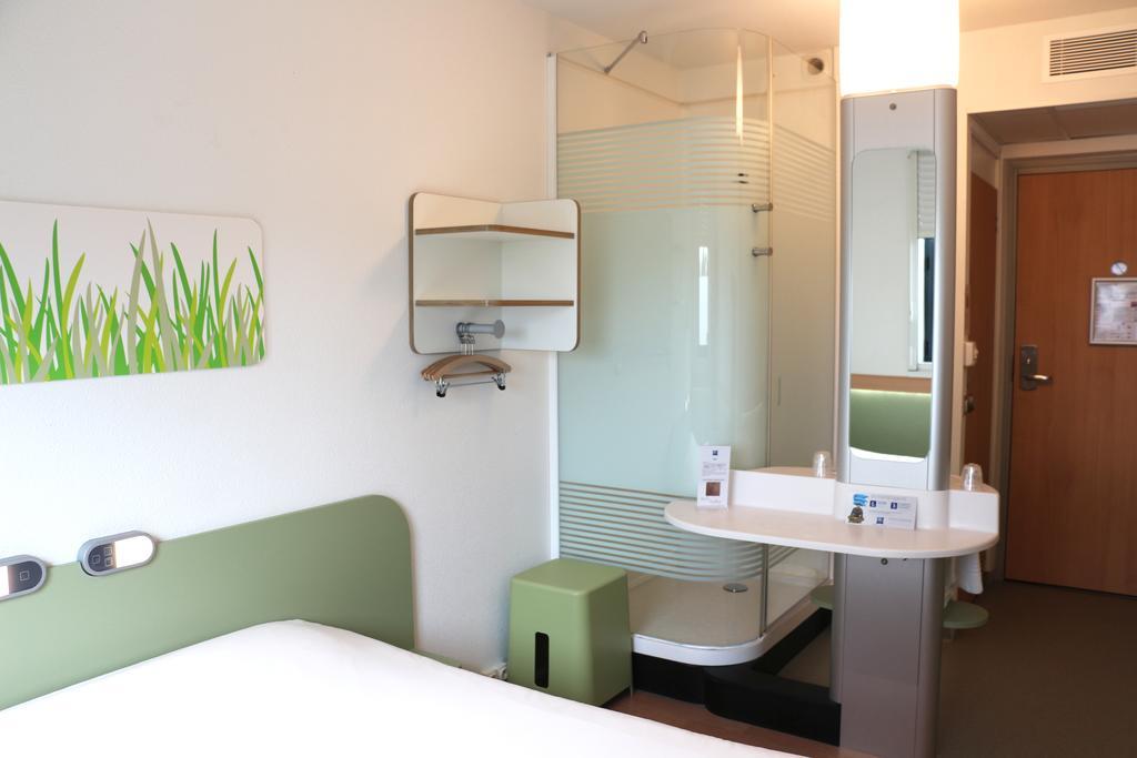 Ibis Budget Castelnaudary - A61 Quarto foto
