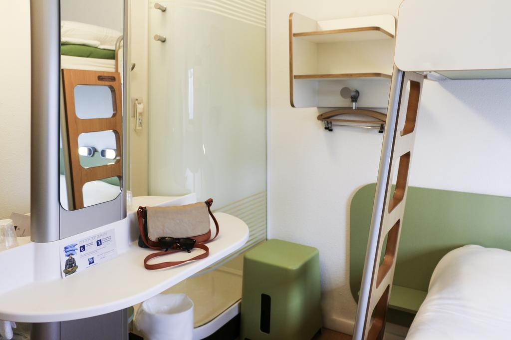 Ibis Budget Castelnaudary - A61 Quarto foto